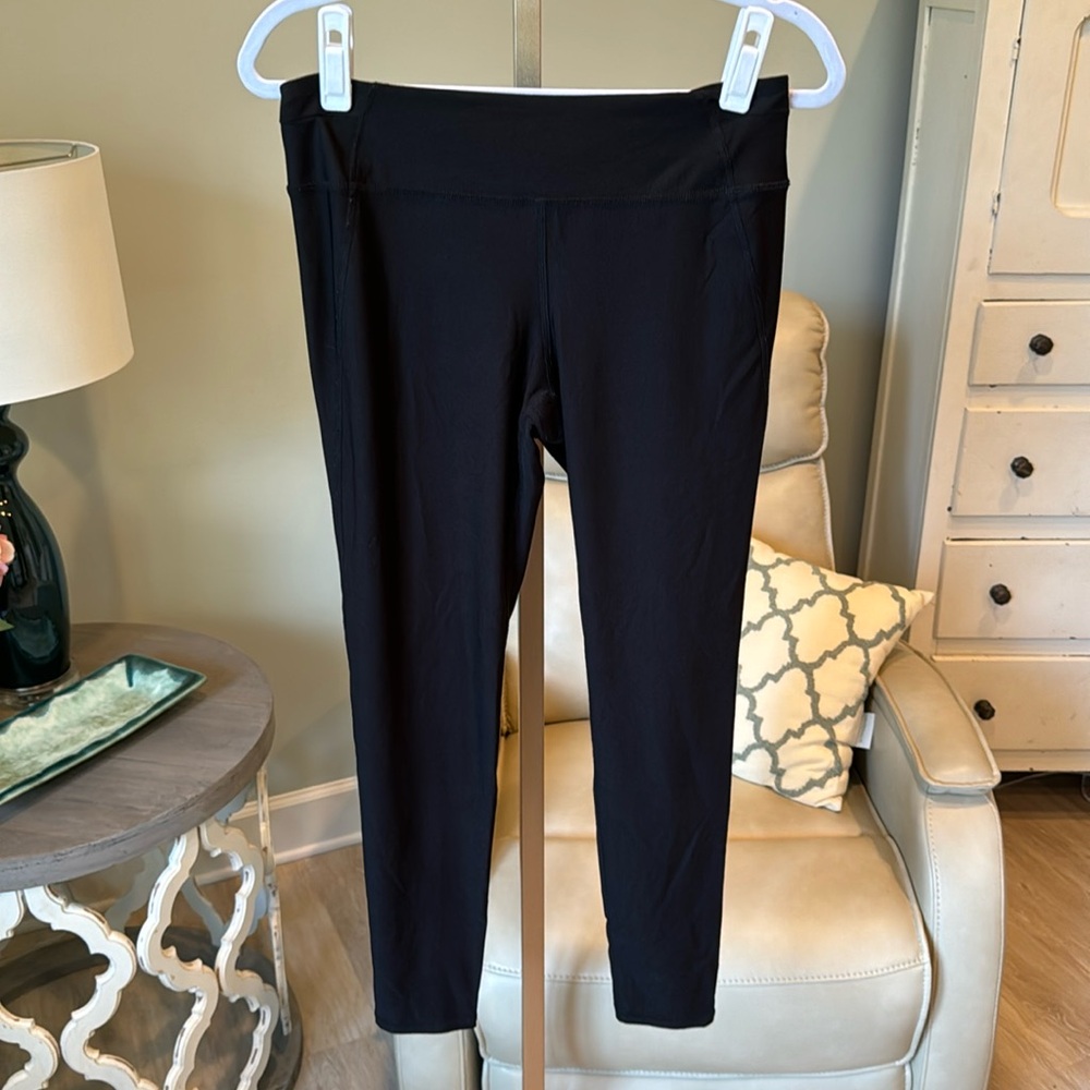 Black Gap Body Leggings with Zipper Storage in Waist